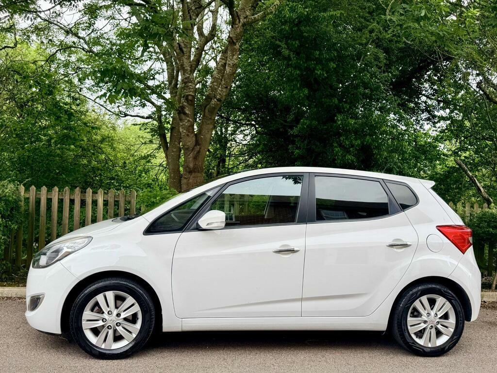 Hyundai Ix20 1.6 Crdi Blue Drive White #8