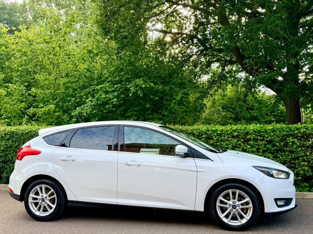 Ford Focus 1.0T Ecoboost Zetec Euro 6 S S White