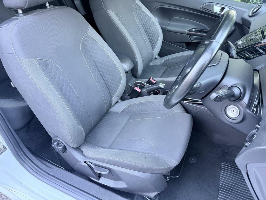 Ford Fiesta Hatchback Orange #16