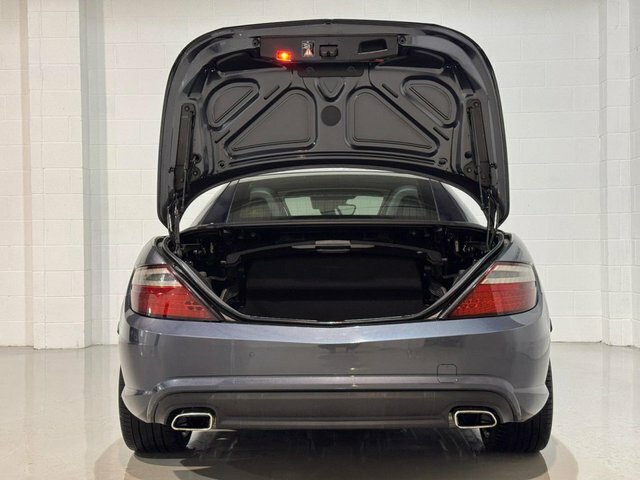 Mercedes-Benz SLK 2015 1.8 Slk200 Amg Sport Convertible M Grey #4