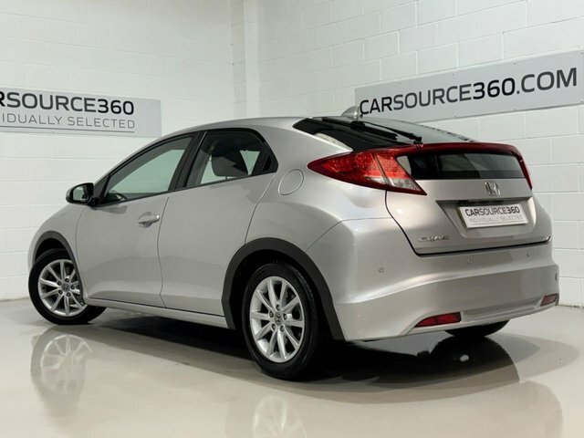 Honda Civic 2013 1.8 I-vtec Es Hatchback Euro Silver #3