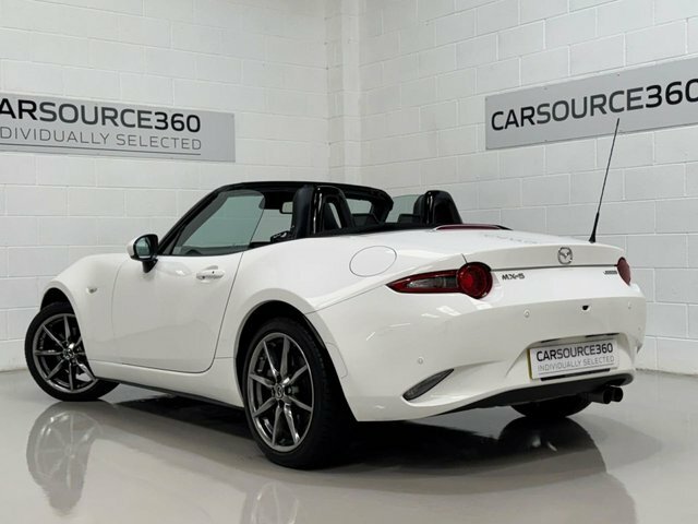 Mazda MX-5 2021 2.0 Skyactiv-g Sport Tech Convertible Pet White #3