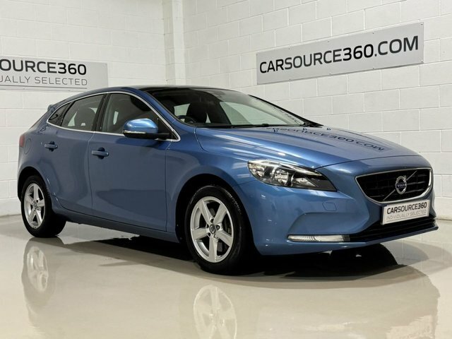 Volvo V40 2016 1.5 T3 Se Nav Hatchback Euro Blue #2