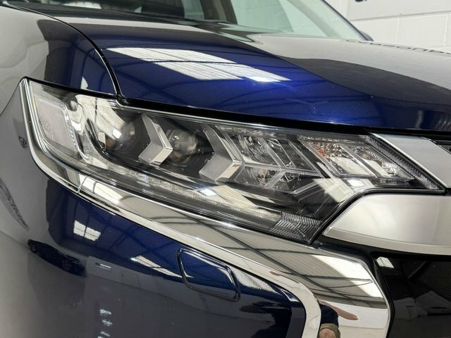Mitsubishi Outlander 2.4 Outlander Design Phev Cvt 4Wd Black #8
