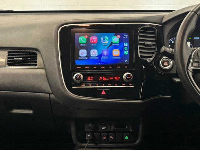 Mitsubishi Outlander 2.4 Outlander Design Phev Cvt 4Wd Black #51