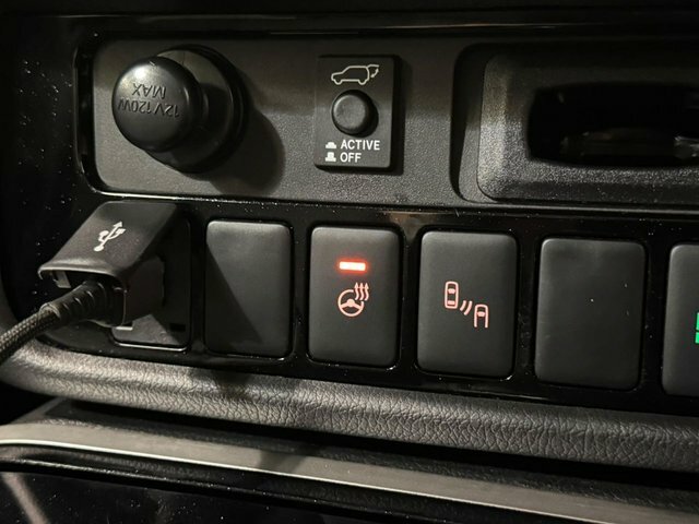 Mitsubishi Outlander 2.4 Outlander Design Phev Cvt 4Wd Black #64