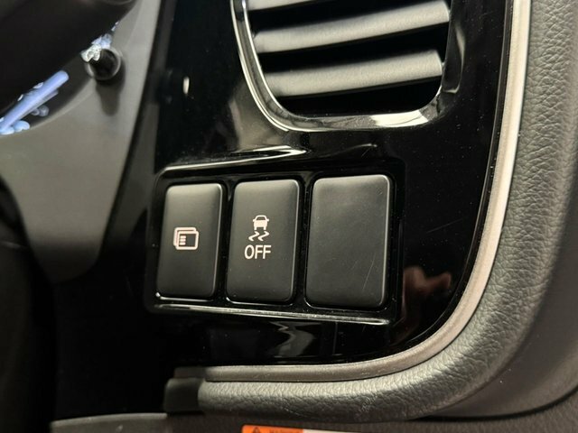 Mitsubishi Outlander 2.4 Outlander Design Phev Cvt 4Wd Black #60