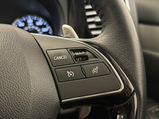 Mitsubishi Outlander 2.4 Outlander Design Phev Cvt 4Wd Black #59