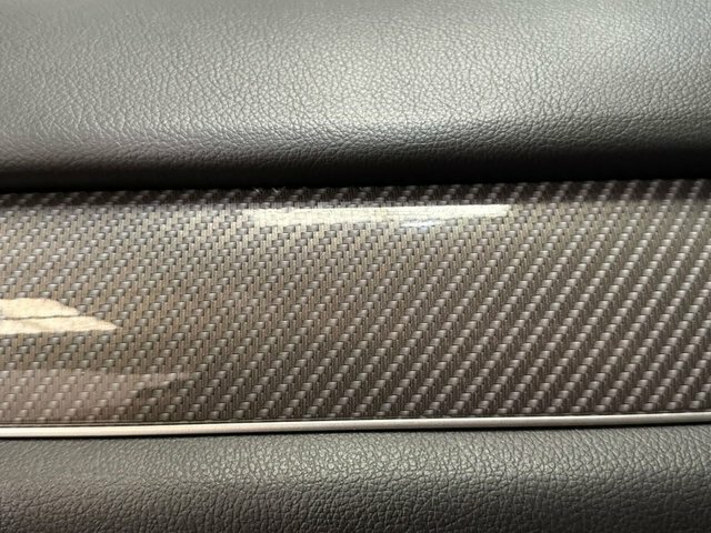 Mitsubishi Outlander 2.4 Outlander Design Phev Cvt 4Wd Black #95
