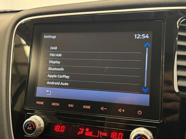 Mitsubishi Outlander 2.4 Outlander Design Phev Cvt 4Wd Black #81