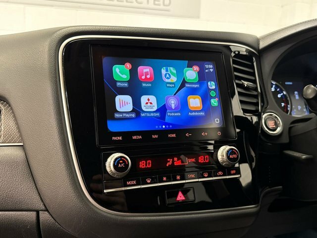 Mitsubishi Outlander 2.4 Outlander Design Phev Cvt 4Wd Black #93