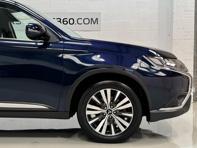 Mitsubishi Outlander 2.4 Outlander Design Phev Cvt 4Wd Black #18