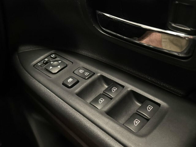 Mitsubishi Outlander 2.4 Outlander Design Phev Cvt 4Wd Black #71