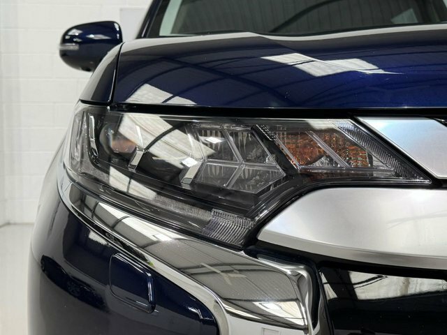 Mitsubishi Outlander 2.4 Outlander Design Phev Cvt 4Wd Black #10