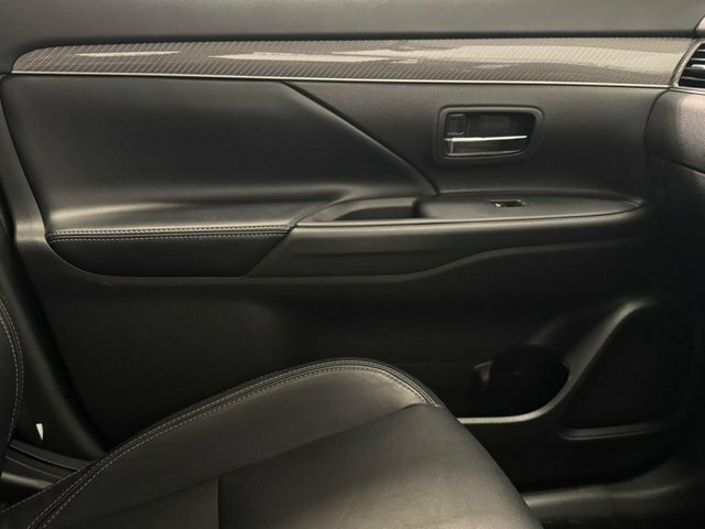 Mitsubishi Outlander 2.4 Outlander Design Phev Cvt 4Wd Black #69