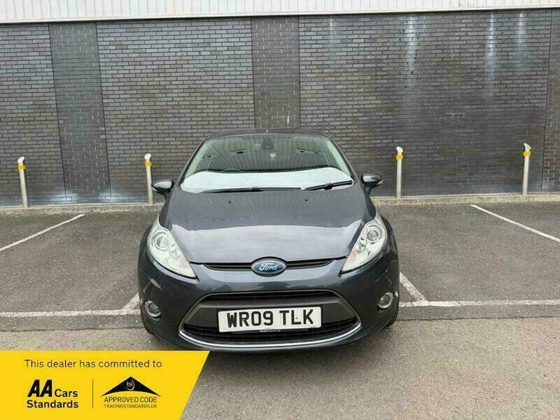 Ford Fiesta 1.4 Titanium Hatchback WR09TLK Grey #3