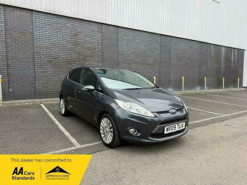 Ford Fiesta 1.4 Titanium Hatchback Grey