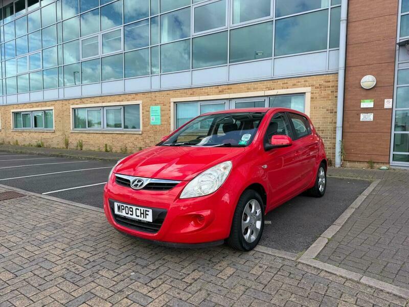 Hyundai I20 1.4 Comfort Euro 4 Red #2