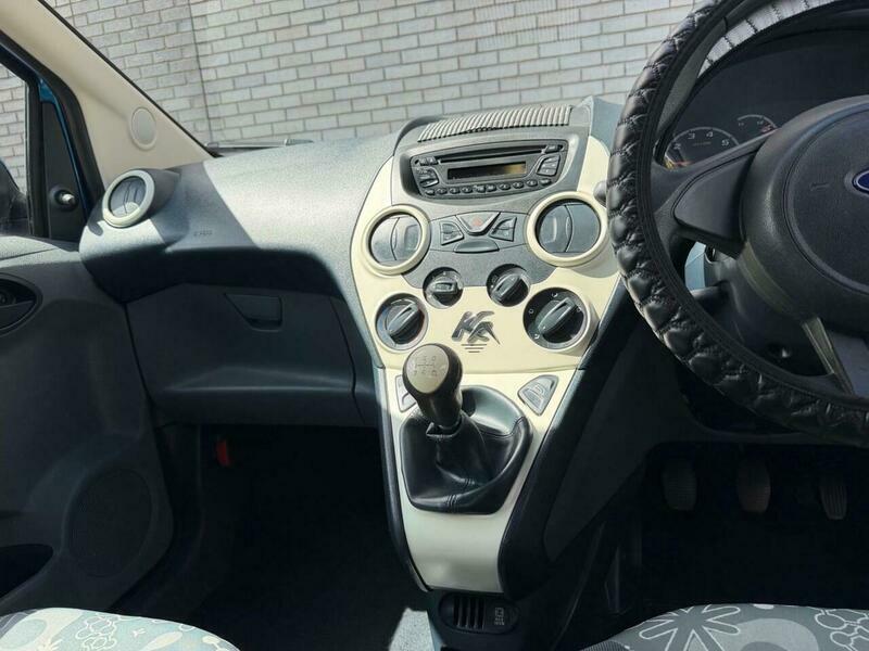Ford KA Hatchback 1.2 Studio 2013 Red #25