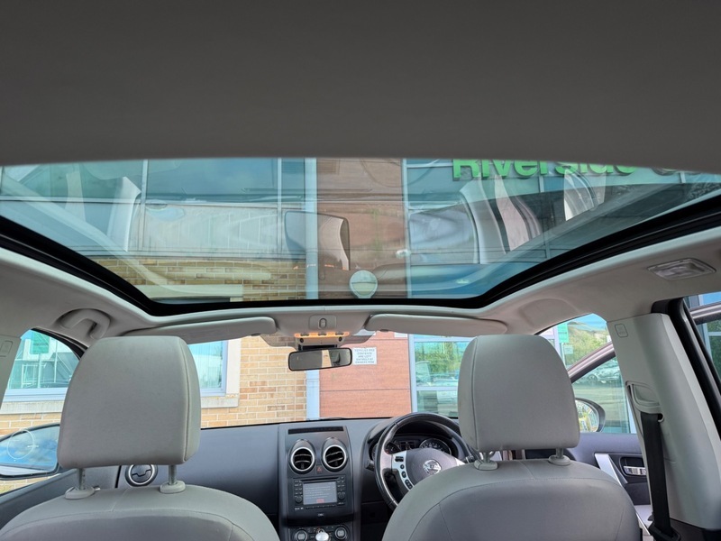 Nissan Qashqai Dci Acenta Red #37