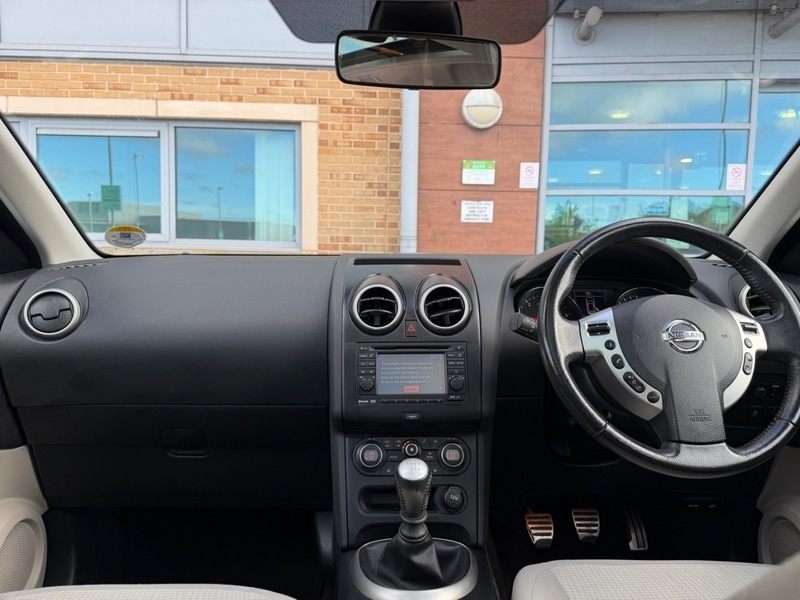Nissan Qashqai Dci Acenta Red #25