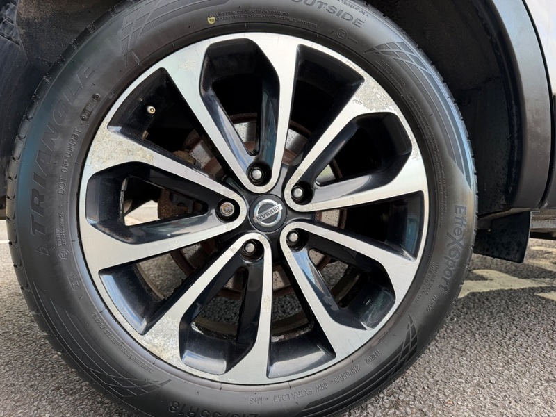 Nissan Qashqai Dci Acenta Red #20