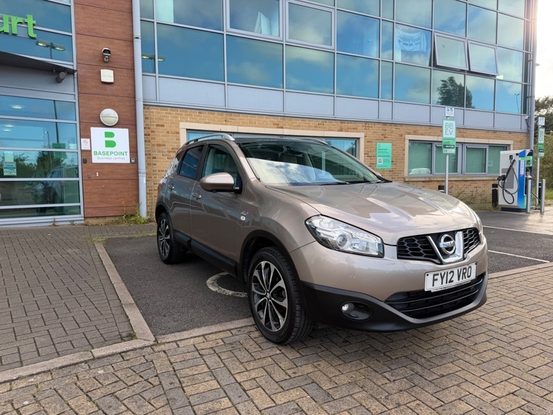 Nissan Qashqai Dci Acenta Red #2