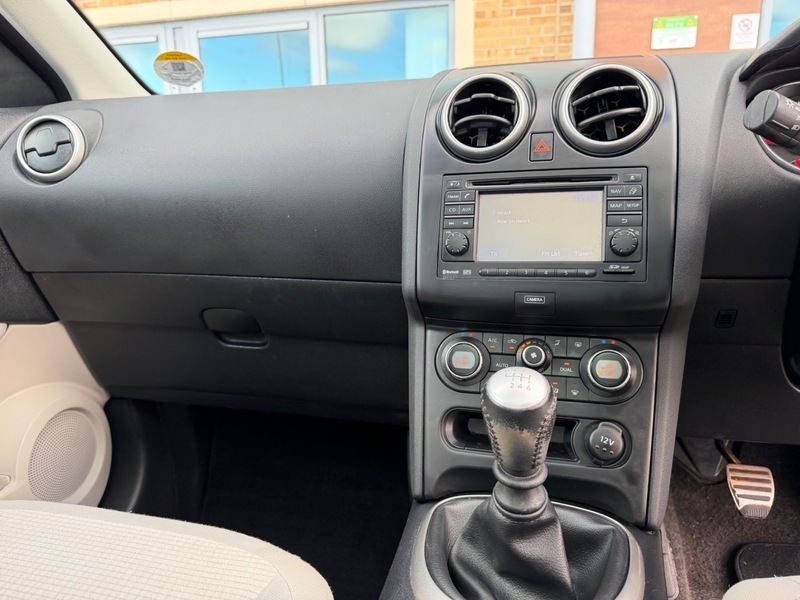 Nissan Qashqai Dci Acenta Red #28