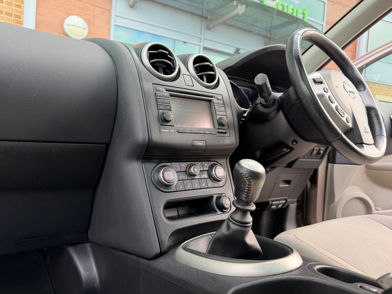 Nissan Qashqai Dci Acenta Red #32