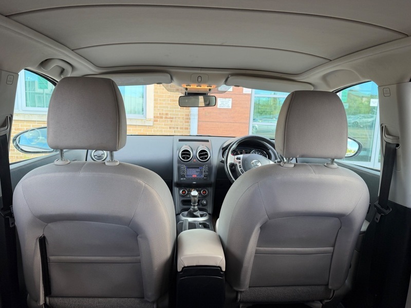 Nissan Qashqai Dci Acenta Red #36