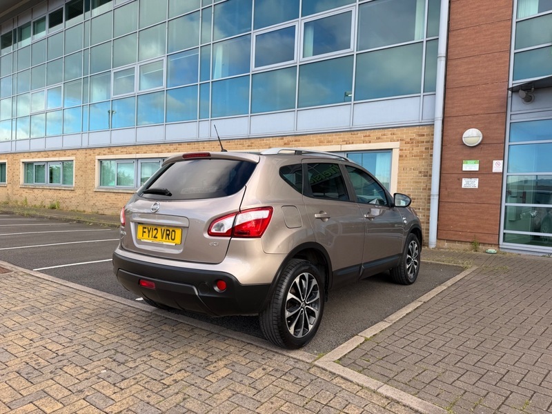 Nissan Qashqai Dci Acenta Red #8