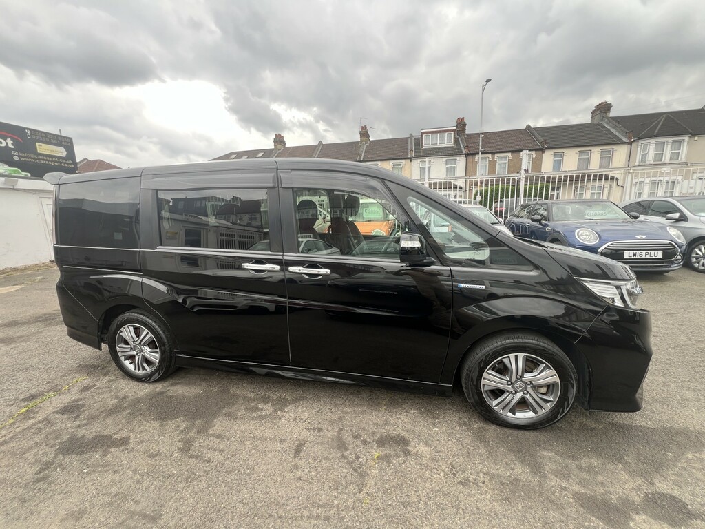 Honda StepWagon Mpv Black #8