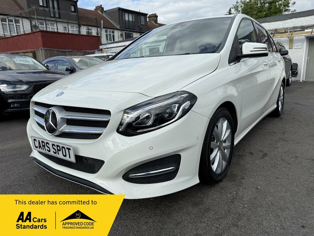 Mercedes-Benz B Class Hatchback B180 1.6 Blueefficiency Sport Verified M White