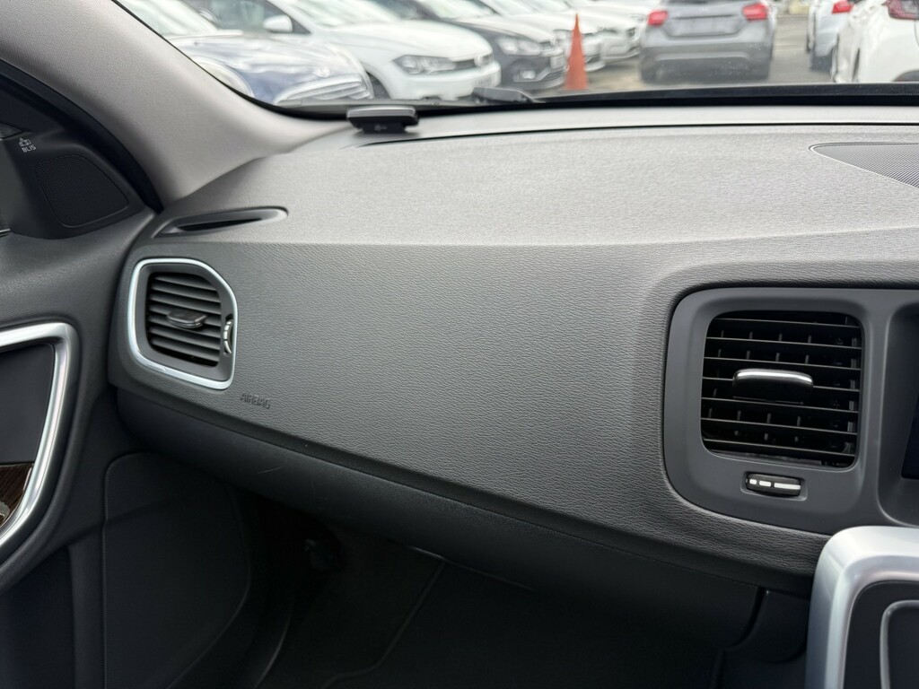 Volvo S60 2.0 B5p R Design #25