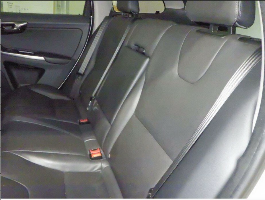 Volvo XC60  Black #11