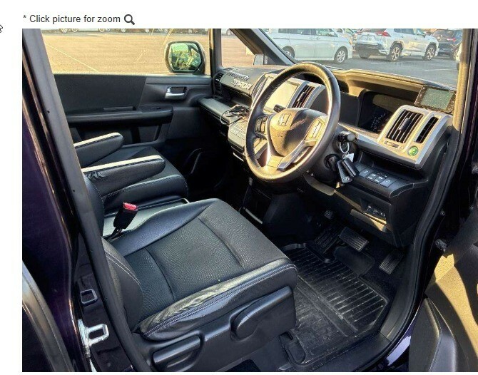 Honda StepWagon 8 Seats 2.0 Fresh Import Verified Mile Black #5