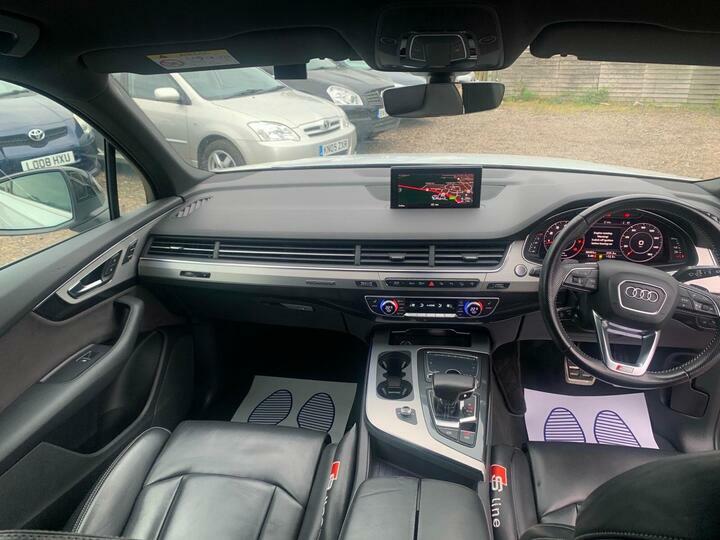Audi Q7 2.0 Tfsi Black Edition Tiptronic Quattro White #2
