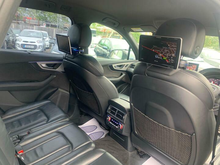 Audi Q7 2.0 Tfsi Black Edition Tiptronic Quattro White #4