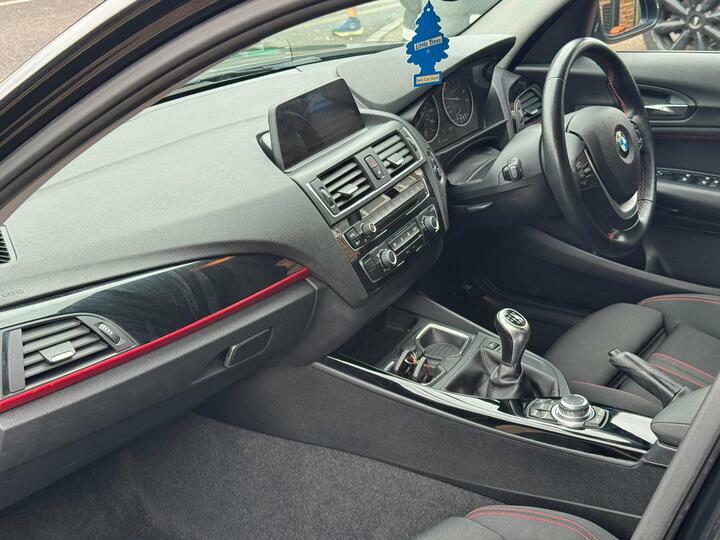 BMW 1 Series Black #7