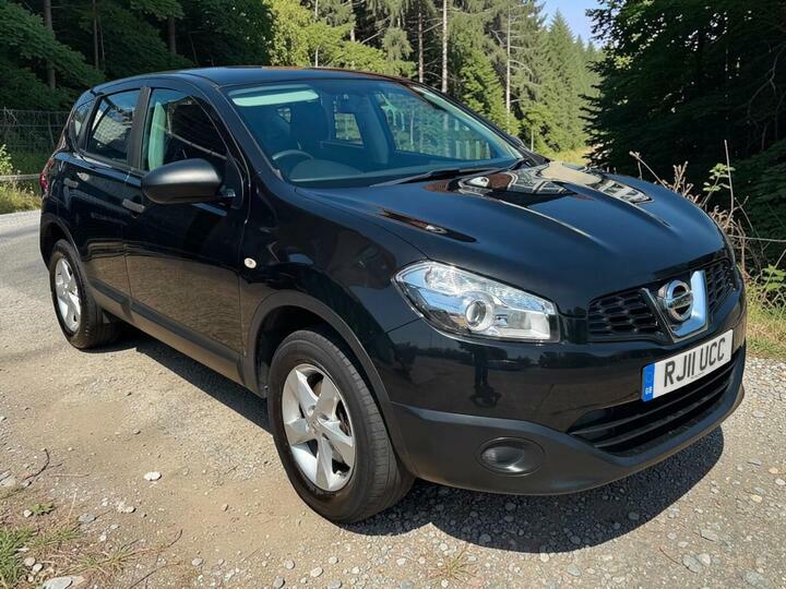 Nissan Qashqai Hatchback Grey #16