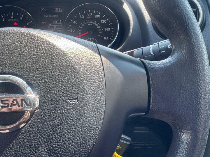 Nissan Qashqai Hatchback Grey #12