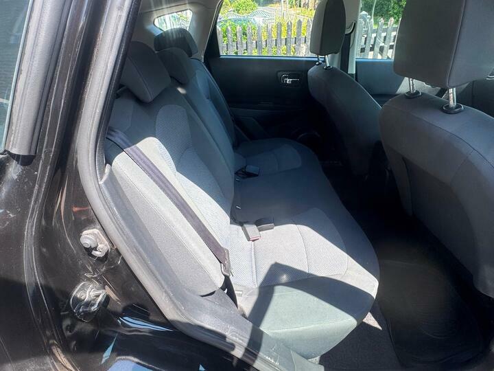 Nissan Qashqai Hatchback Grey #3