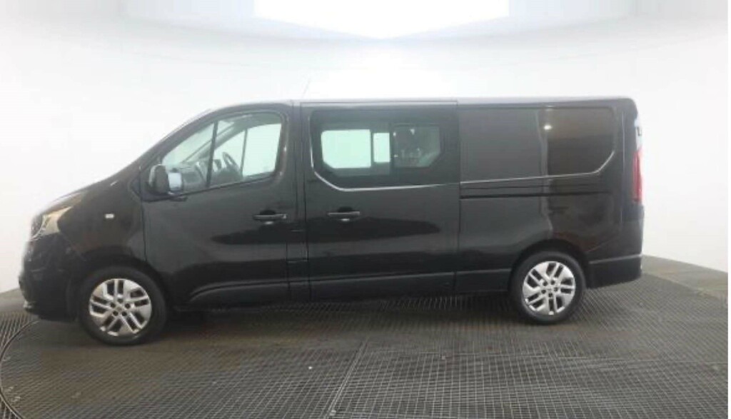 Renault Trafic Ll29 Sport Nav Energy Dci 6 Seat Combi Van MB19EFF Black #4