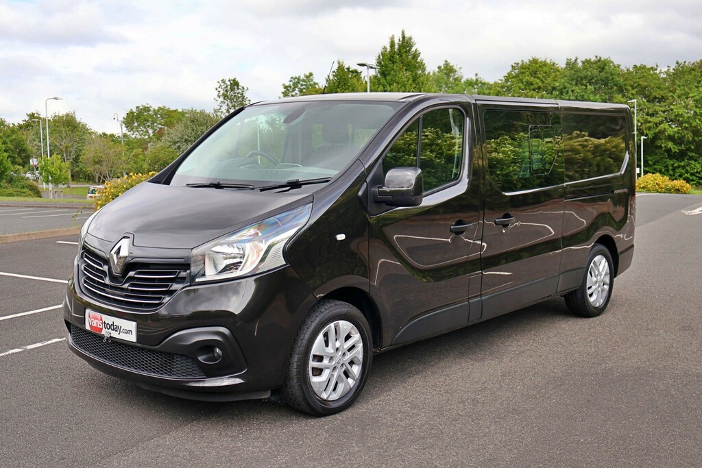 Renault Trafic Ll29 Sport Nav Energy Dci 6 Seat Combi Van Black