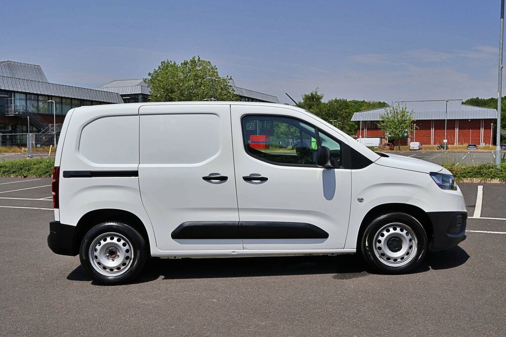 Toyota Proace City City Active L1 Air Con Twin Slider GL71NWO White #3
