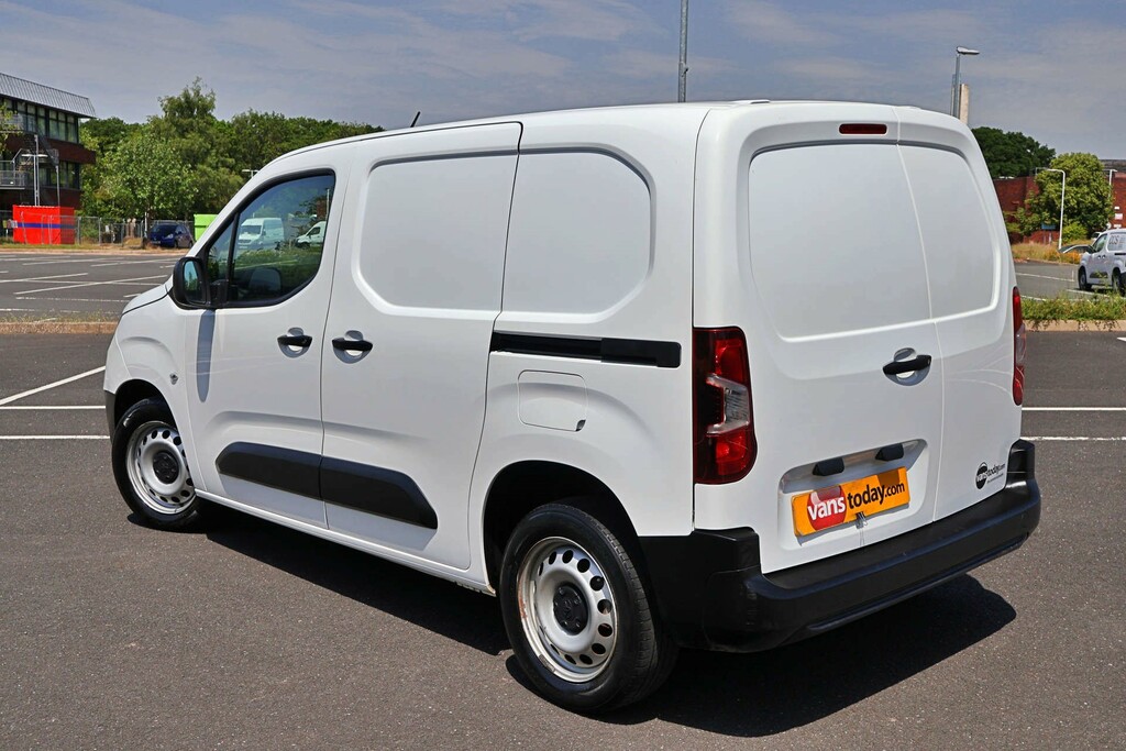 Toyota Proace City City Active L1 Air Con Twin Slider GL71NWO White #6