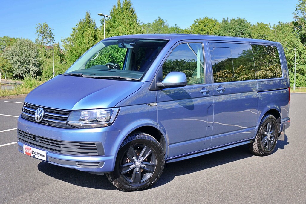 Volkswagen Transporter Shuttle Shuttle T30 Se Tdi 5 Seats Tailgate Blue