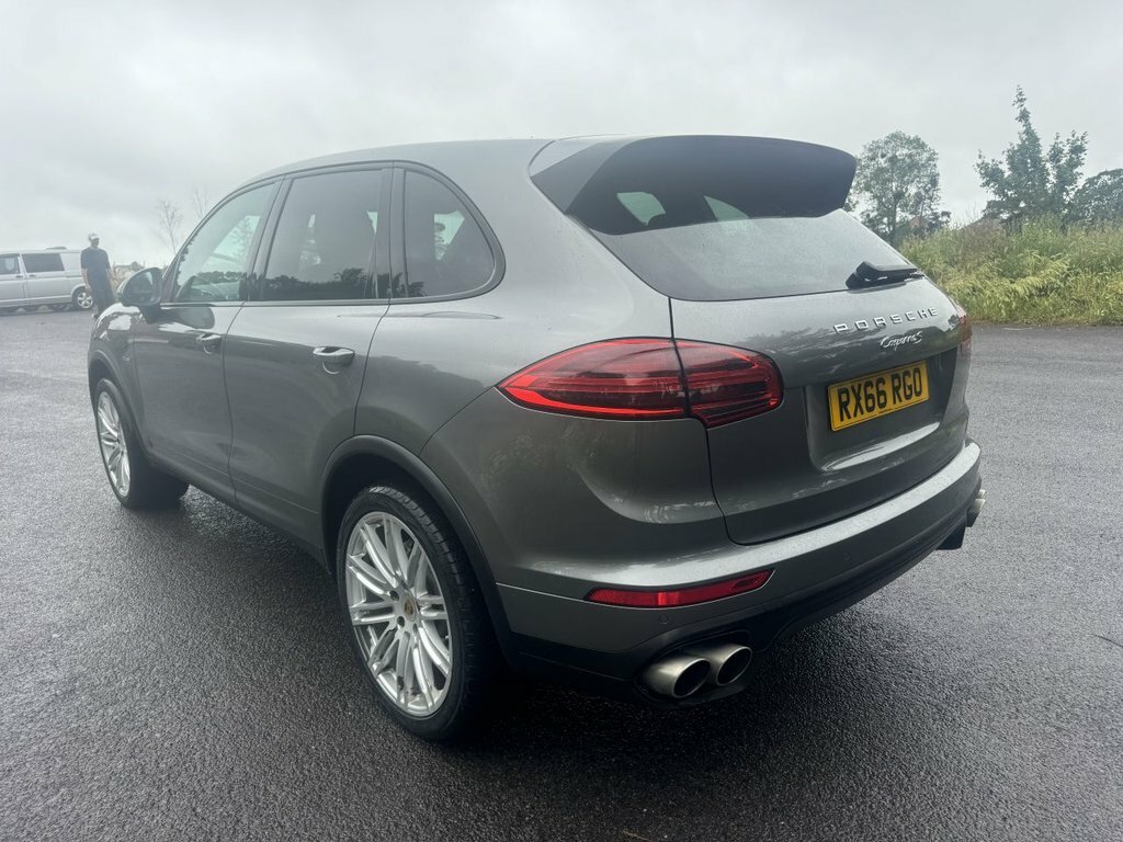 Porsche Cayenne 4.2L S RX66RGO Grey #4