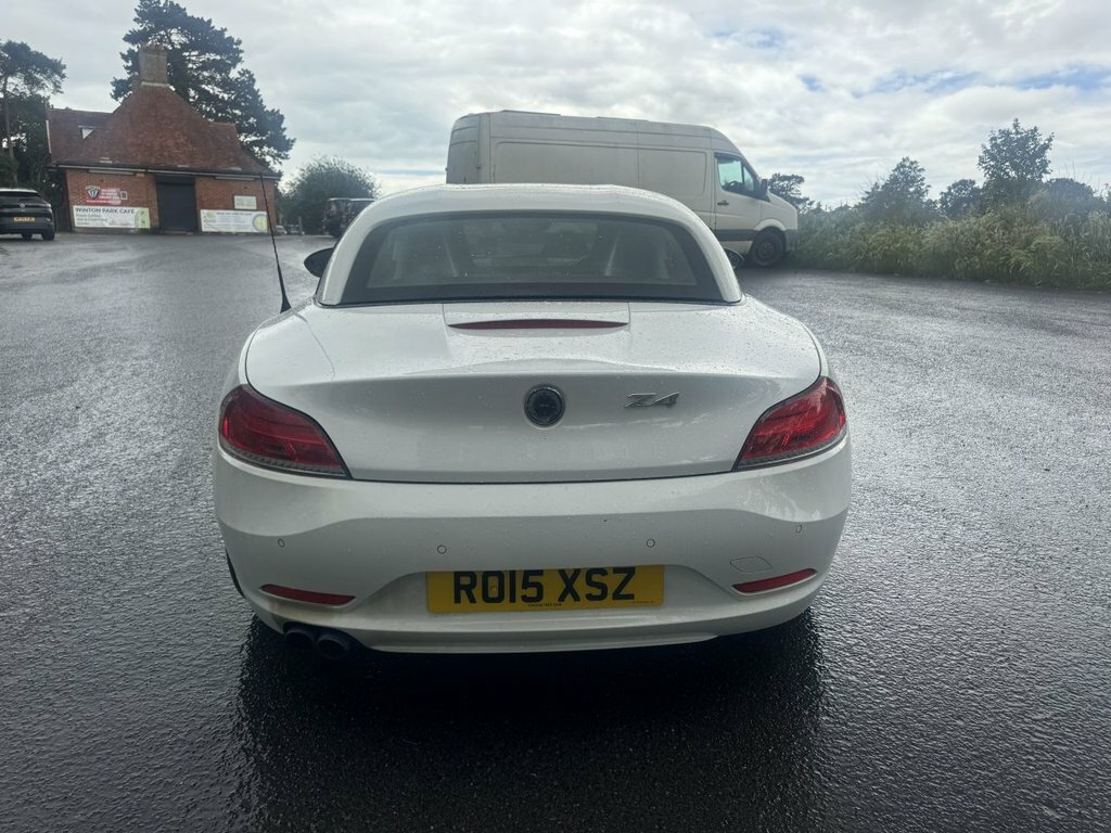 BMW Z4 2L Null White #5