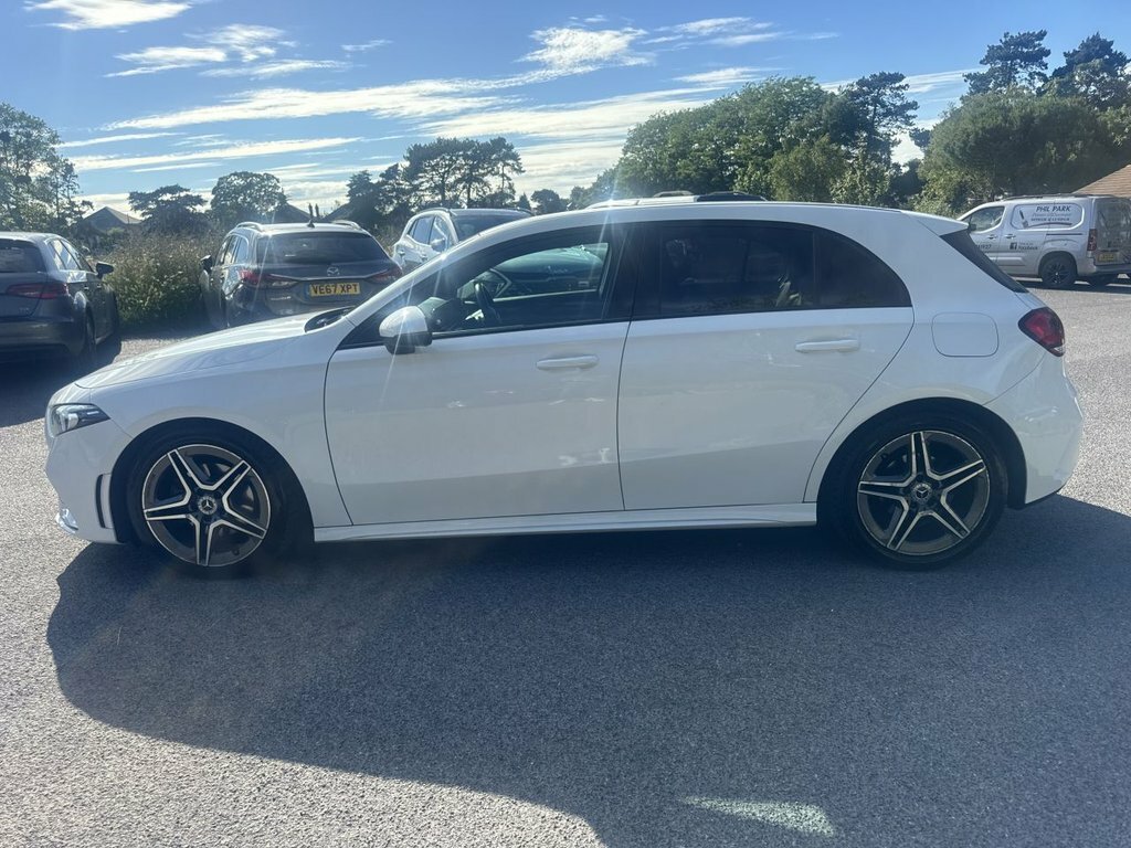 Mercedes-Benz A Class 2L Amg Line White #4